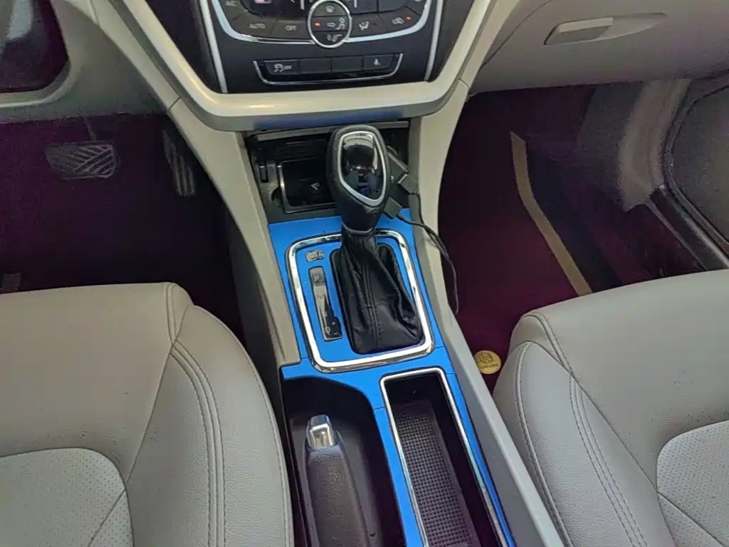 Geely Emgrand — миниатюра 14