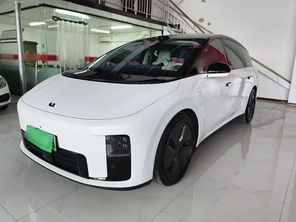 Li Auto Li i8