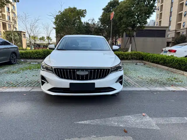 2025 Geely Emgrand GT