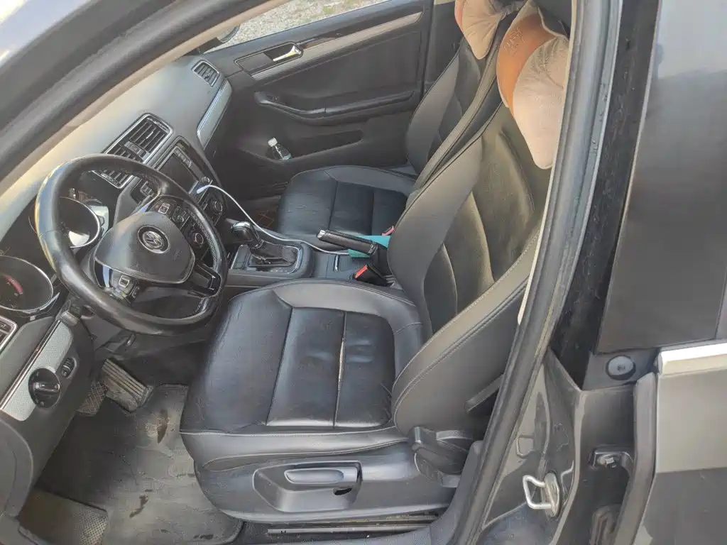 Volkswagen Sagitar — миниатюра 11