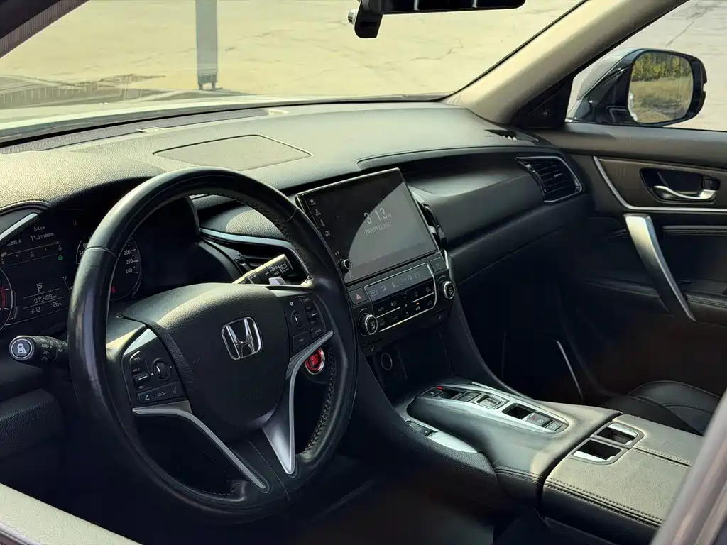 Honda Avancier — миниатюра 6