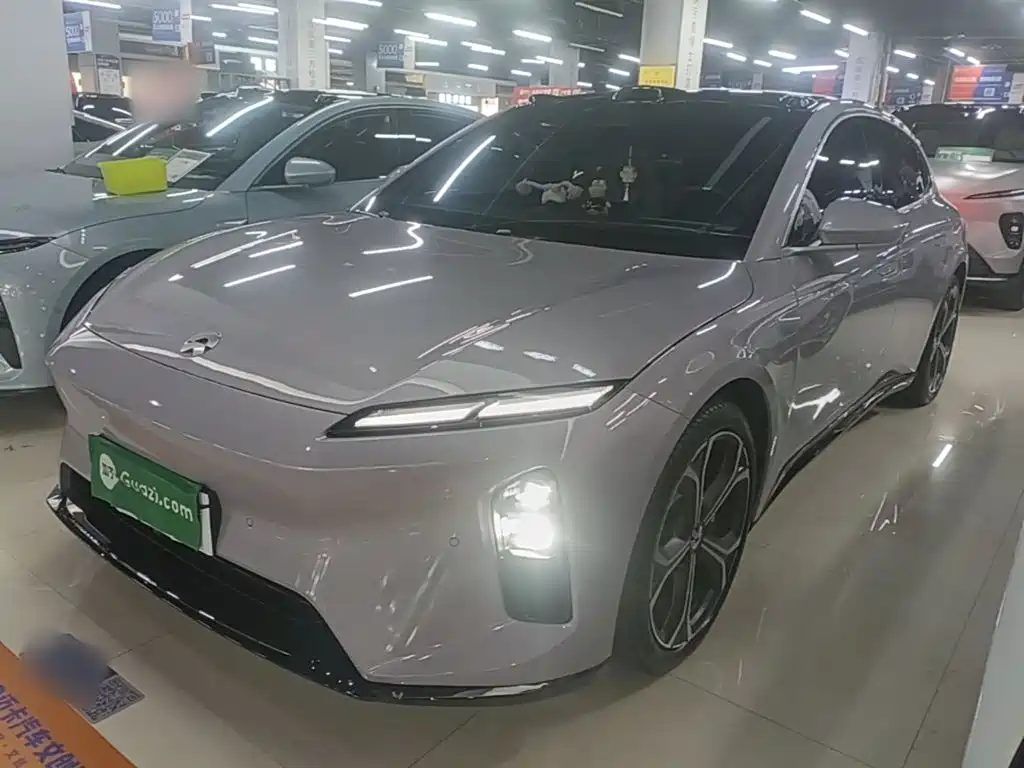 NIO ET5T — миниатюра 2