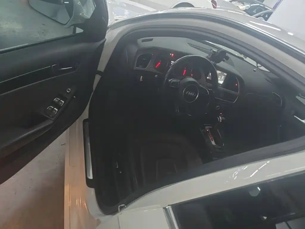 Audi A4L — миниатюра 16