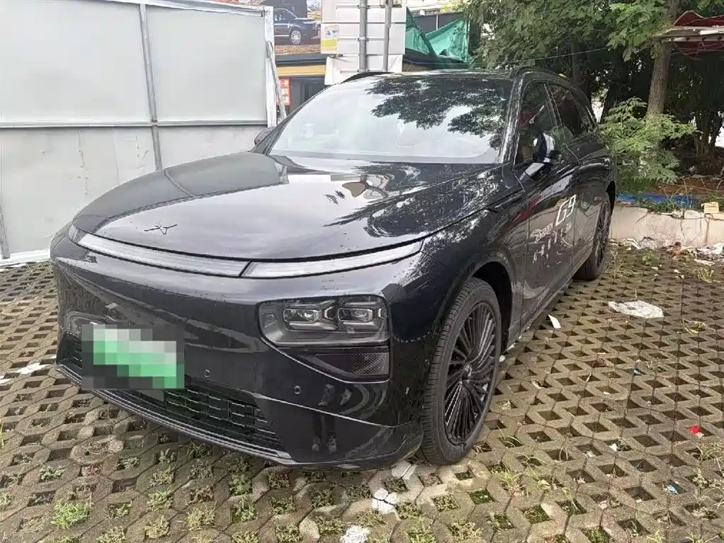 XPeng G9