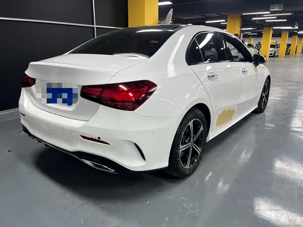 Mercedes-Benz A-Class — миниатюра 9