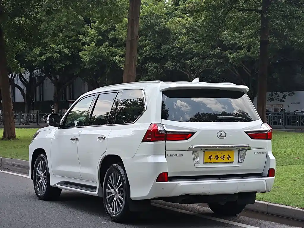 Lexus LX — фотографии объявления, Фото 5