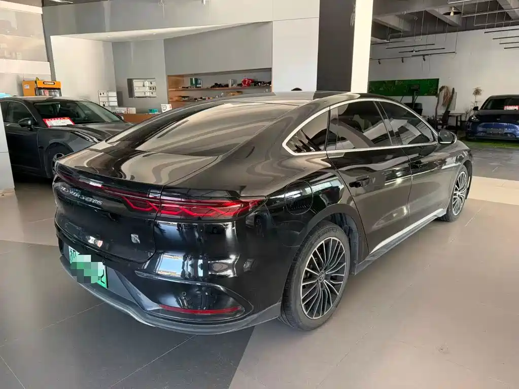 BYD Han — миниатюра 3