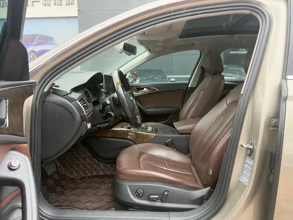 Audi A6L — миниатюра 5