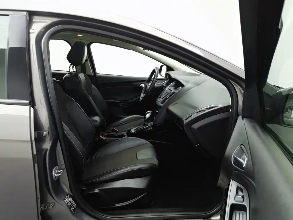 Ford Focus — миниатюра 23