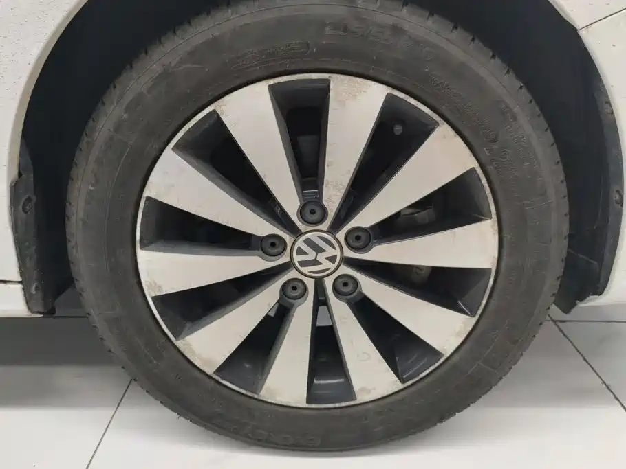 Volkswagen Sagitar — миниатюра 6