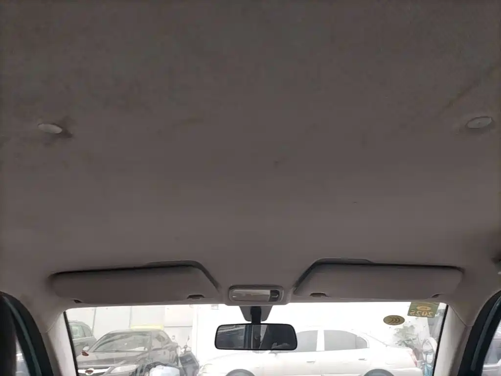 Wuling MINIEV — миниатюра 18