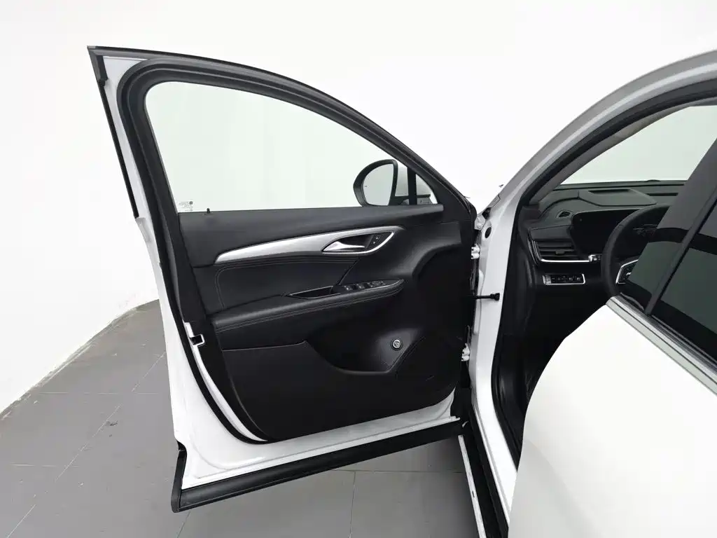 Buick Envision Plus — фотографии объявления, Фото 9