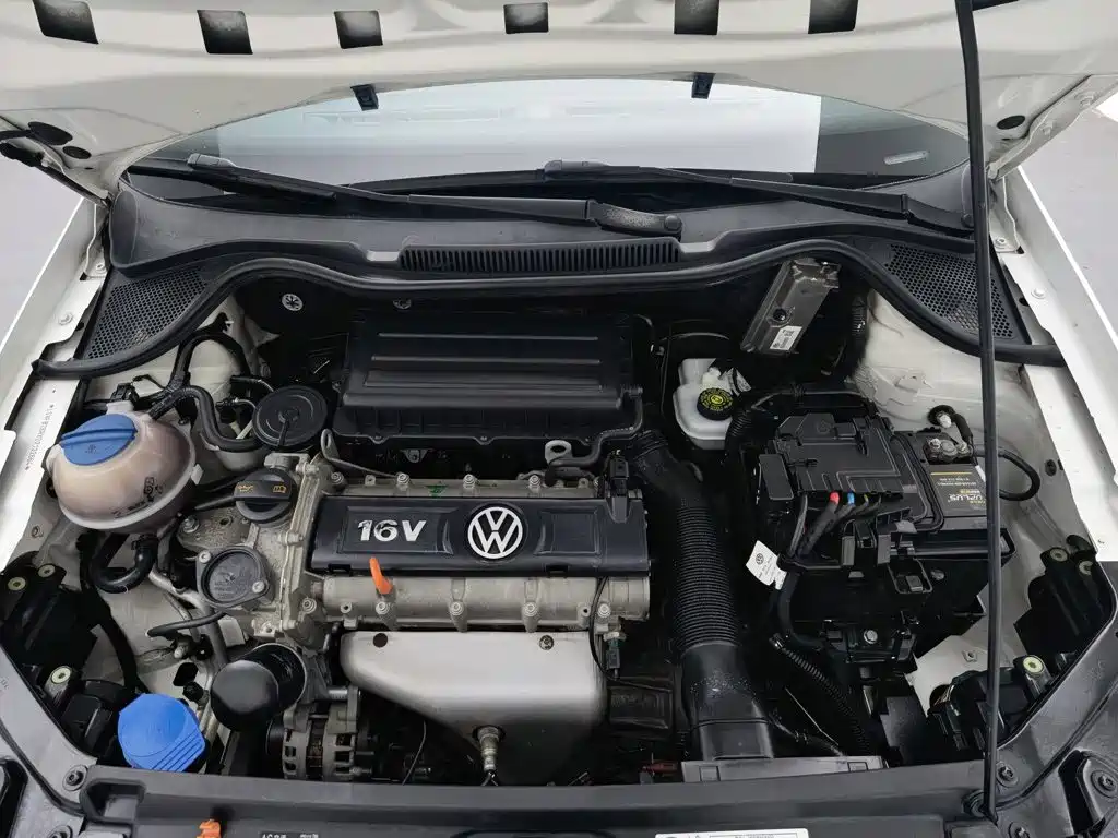 Volkswagen Polo — миниатюра 6