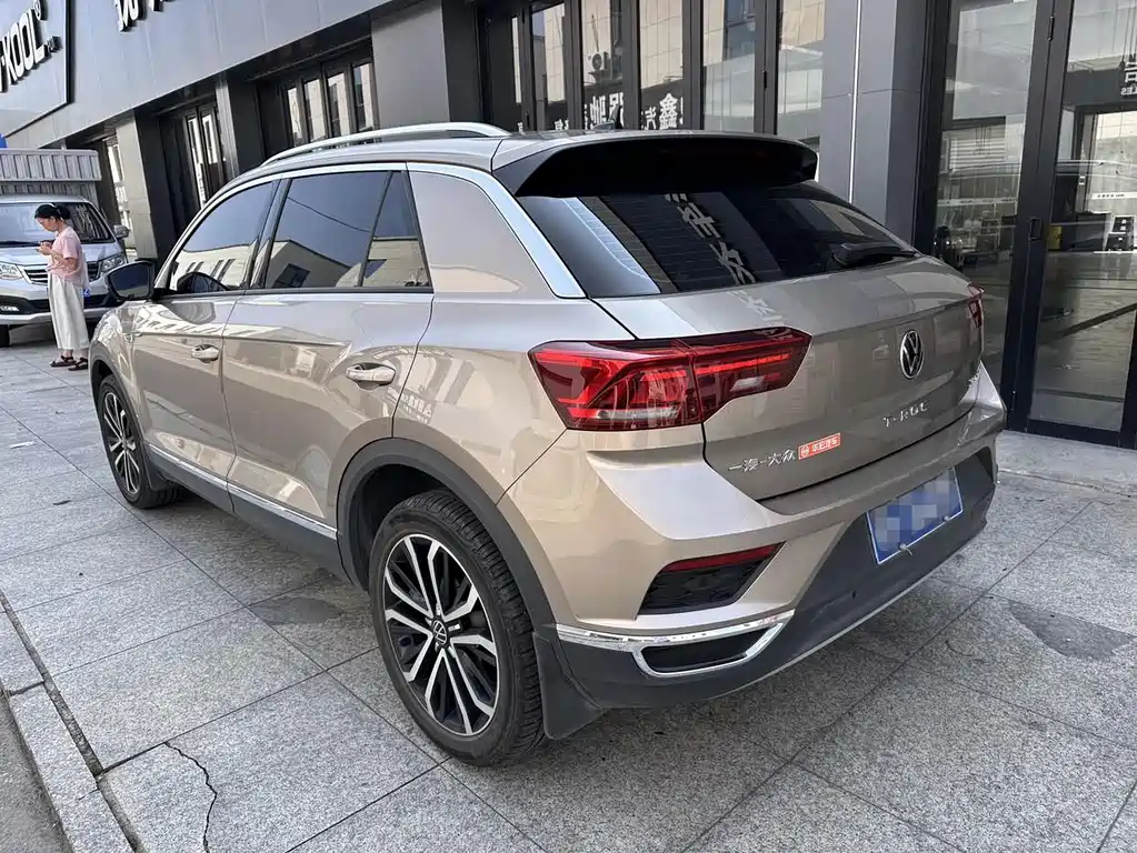 Volkswagen T-Roc — миниатюра 6