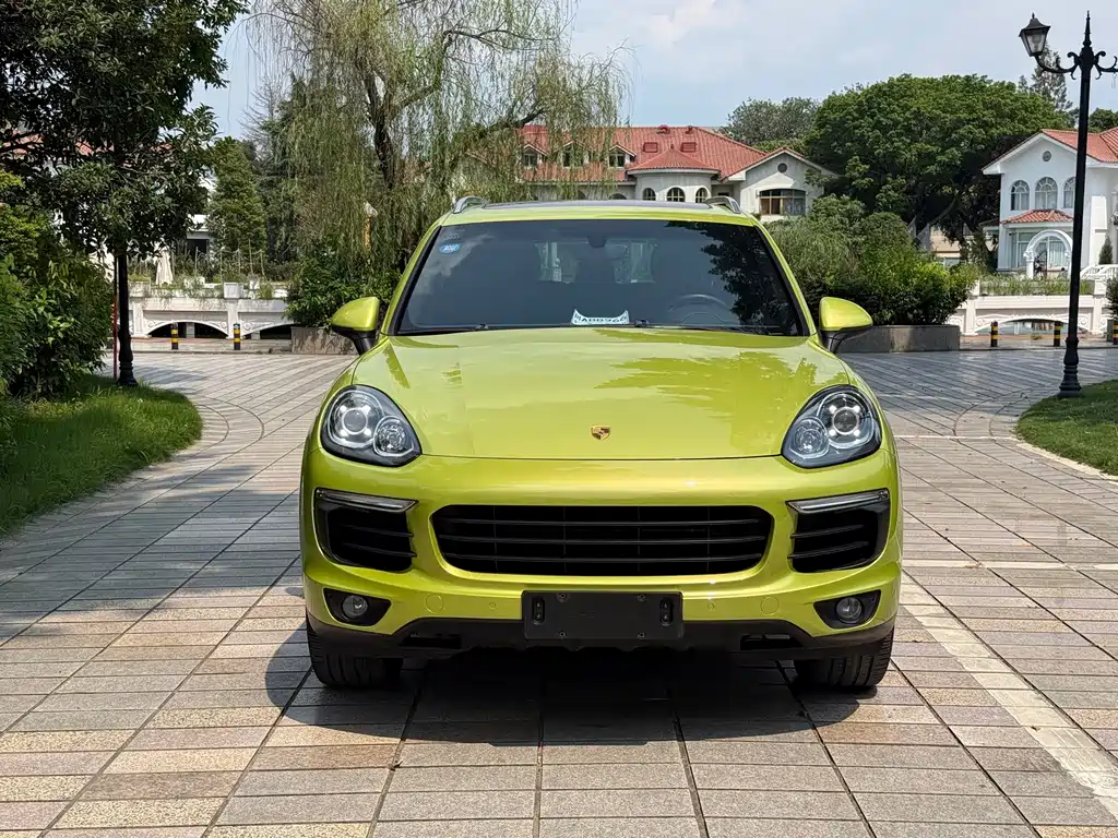 Porsche Cayenne — миниатюра 2