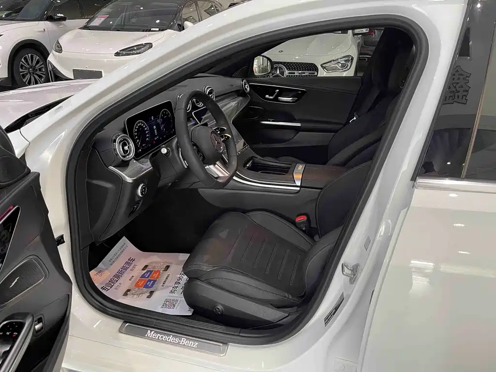 Mercedes-Benz C-Class — миниатюра 2