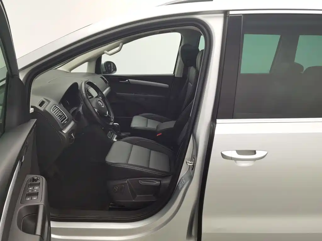 Volkswagen Sharan — миниатюра 10
