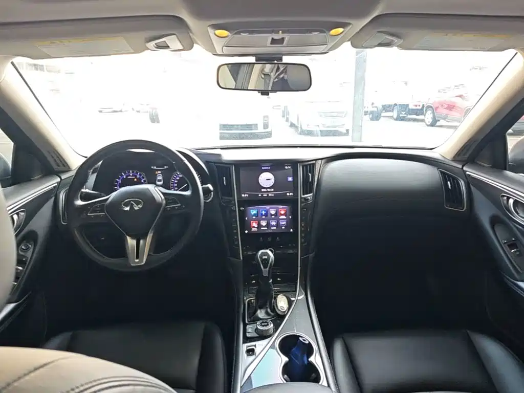 Infiniti Q50L — миниатюра 10