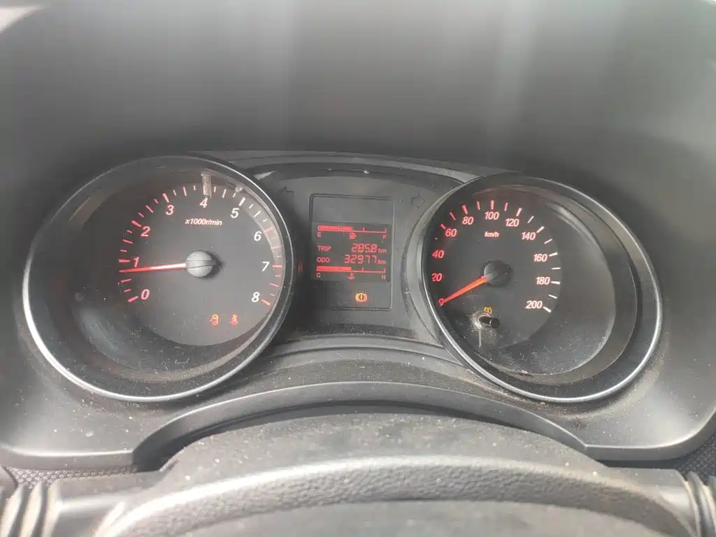 Wuling Hongguang — миниатюра 7