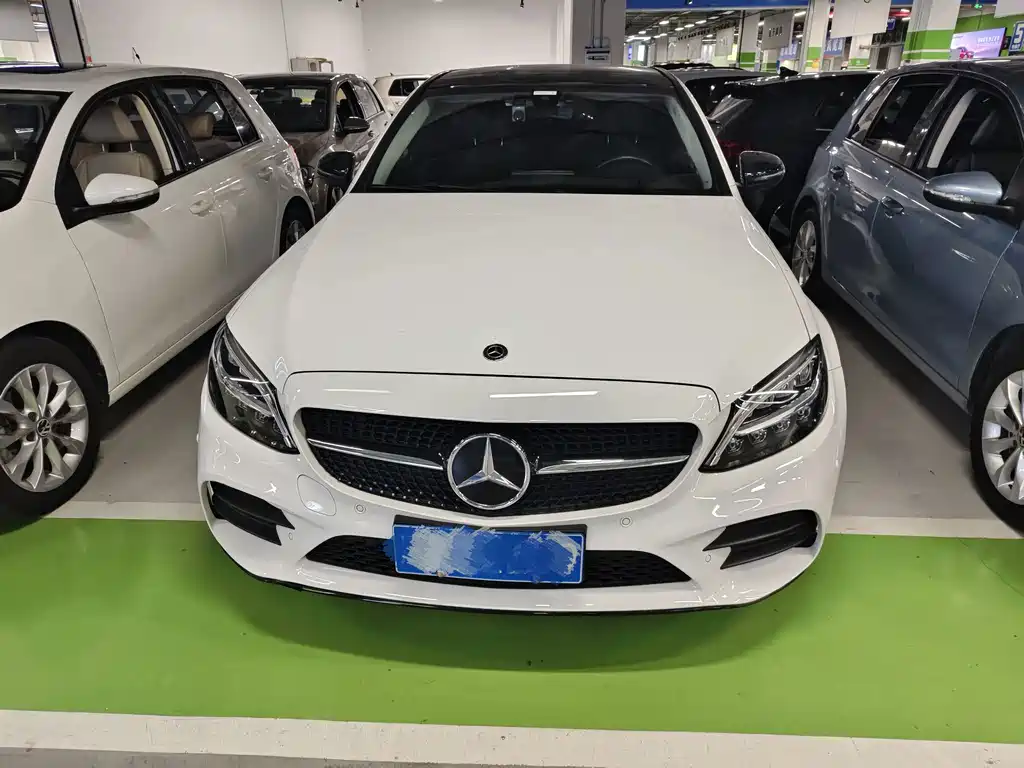 Mercedes-Benz C-Class — миниатюра 2