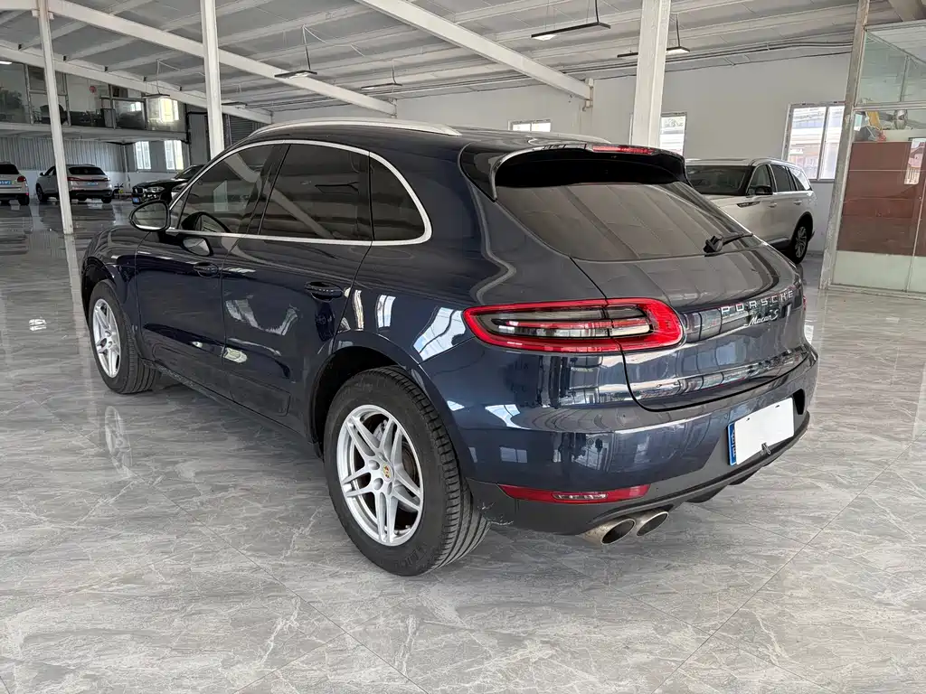 Porsche Macan — миниатюра 4