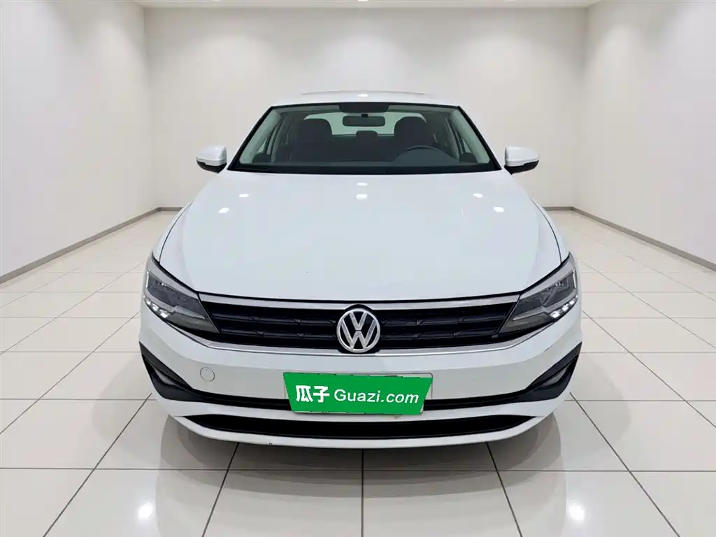 Volkswagen Lamando 2019 230TSI DSG VI