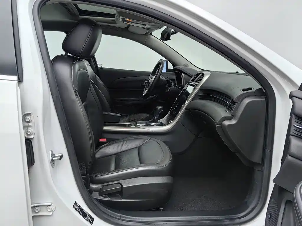 Chevrolet Malibu — миниатюра 23