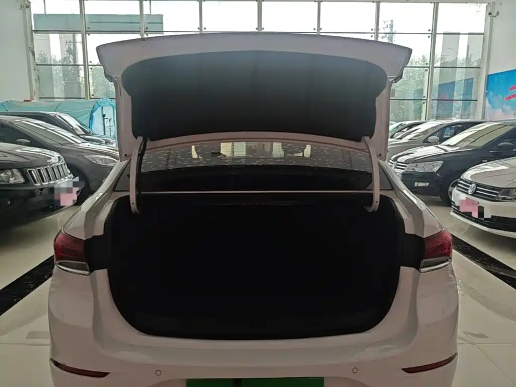 Buick Excelle — миниатюра 19