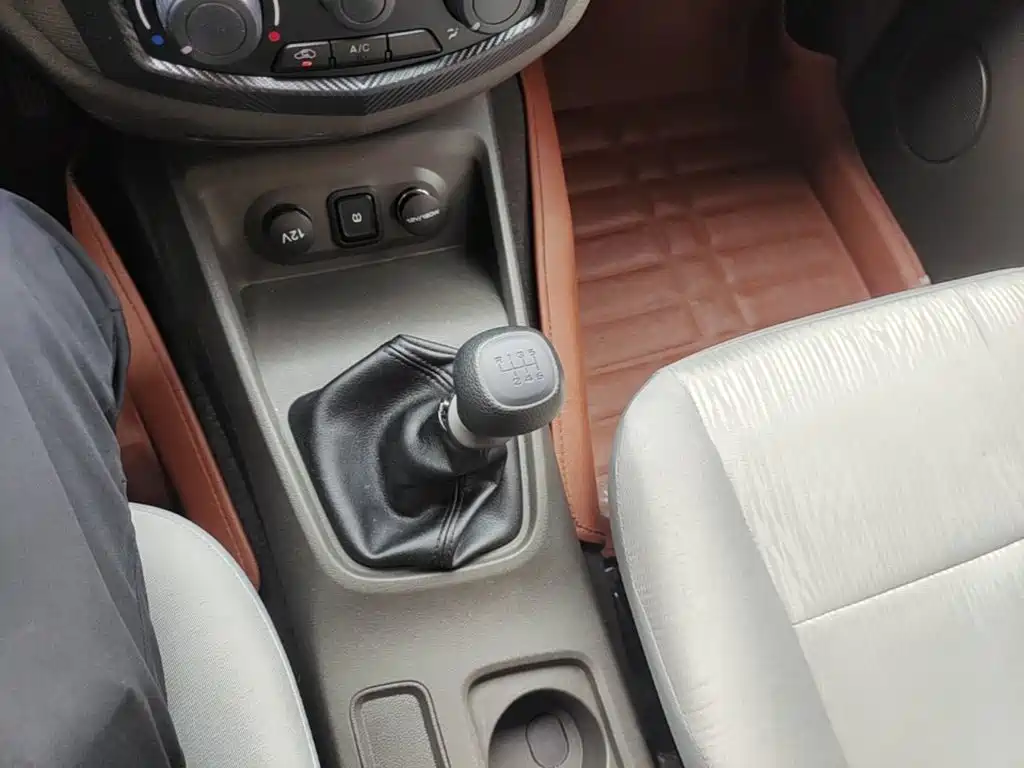 Wuling Hongguang — миниатюра 14