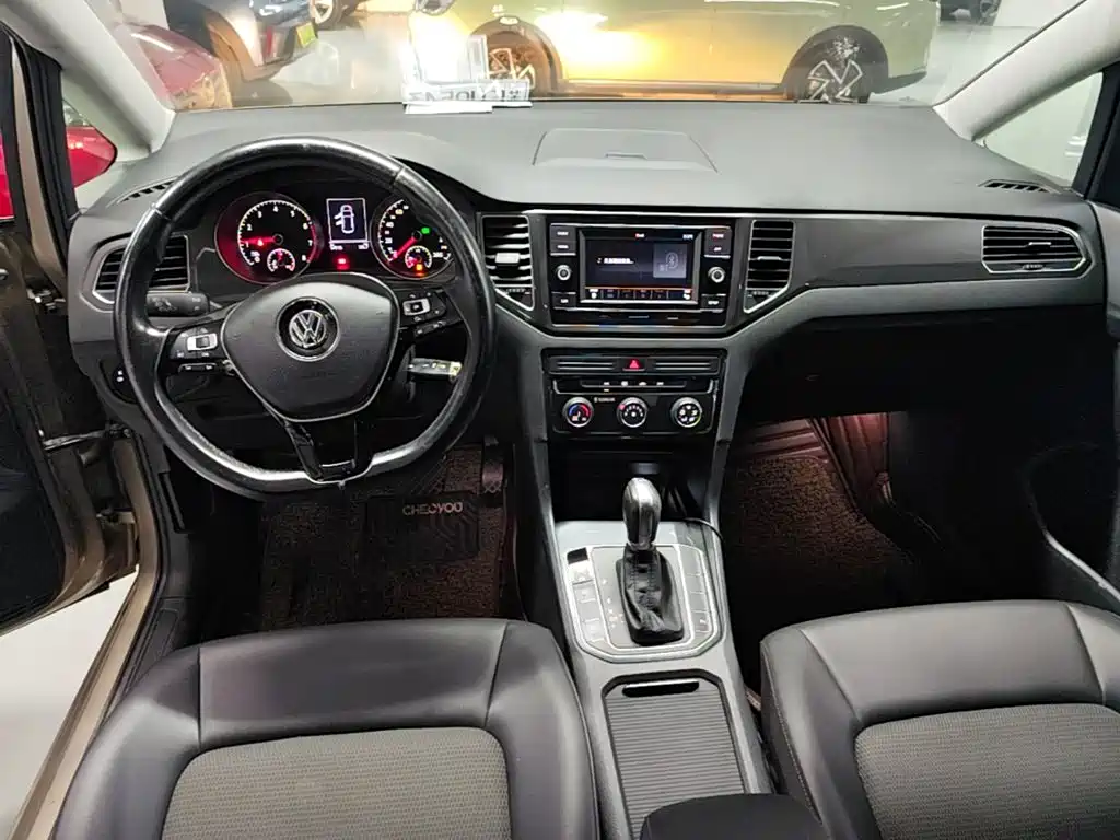 Volkswagen Golf Sportsvan — миниатюра 9