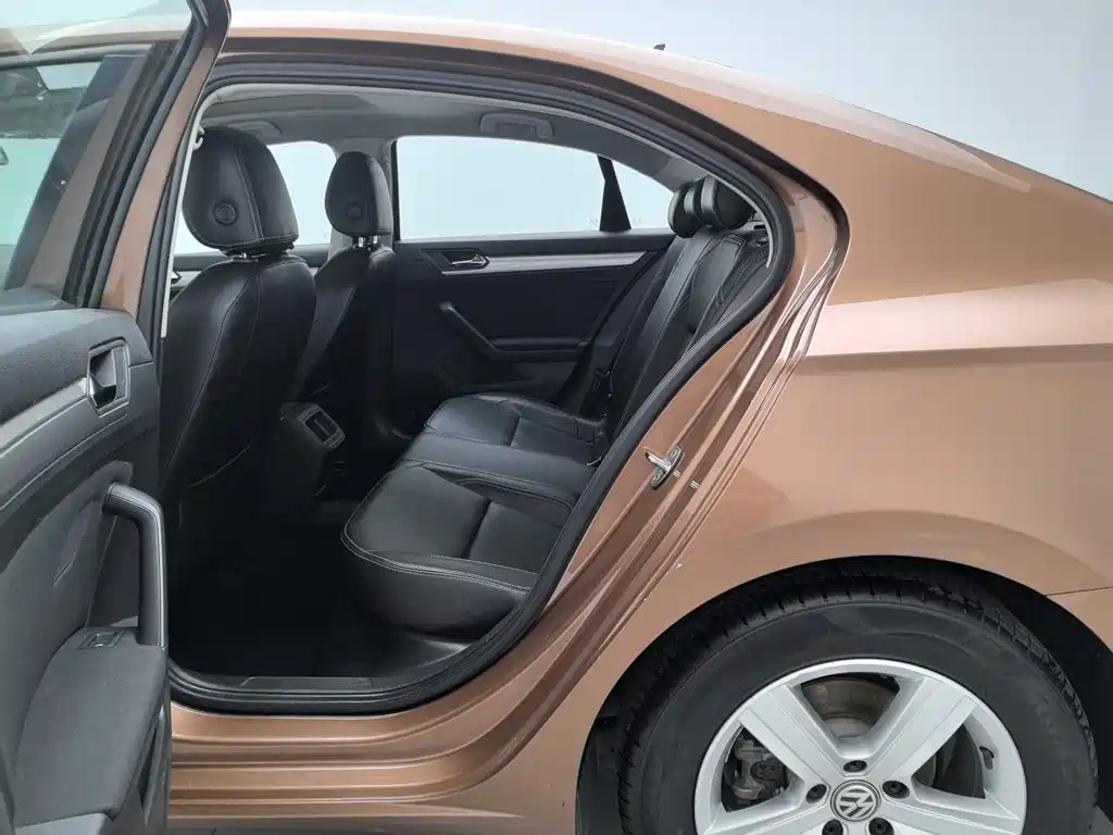 Volkswagen Lamando — миниатюра 15