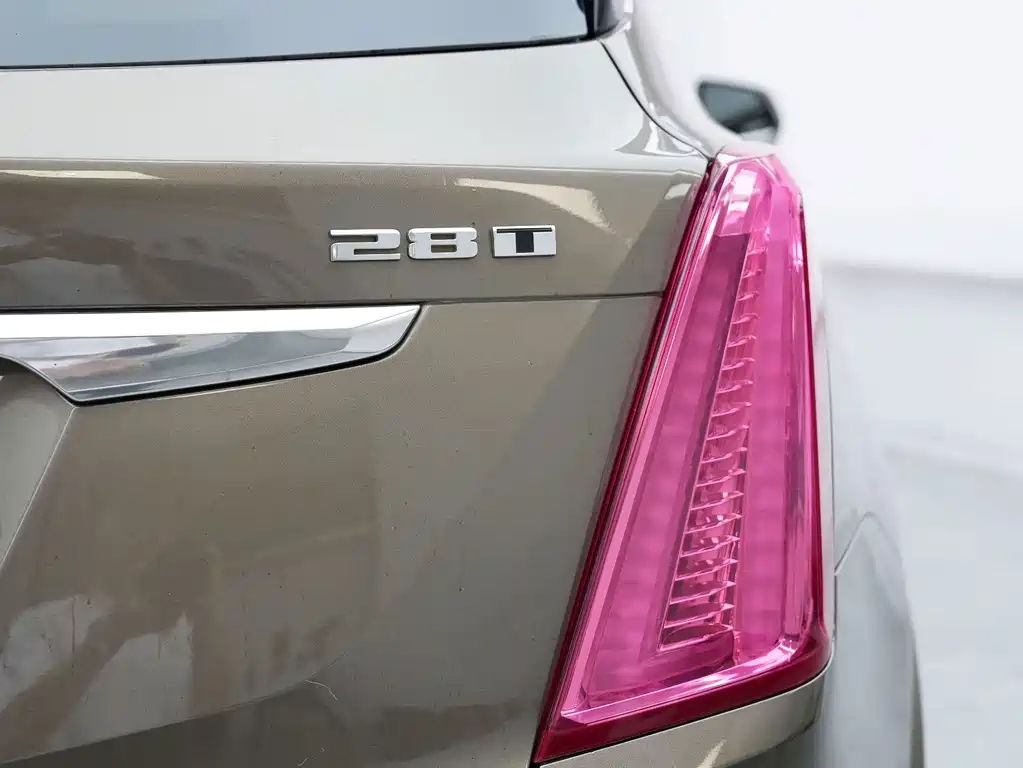 Cadillac XT5 — миниатюра 14