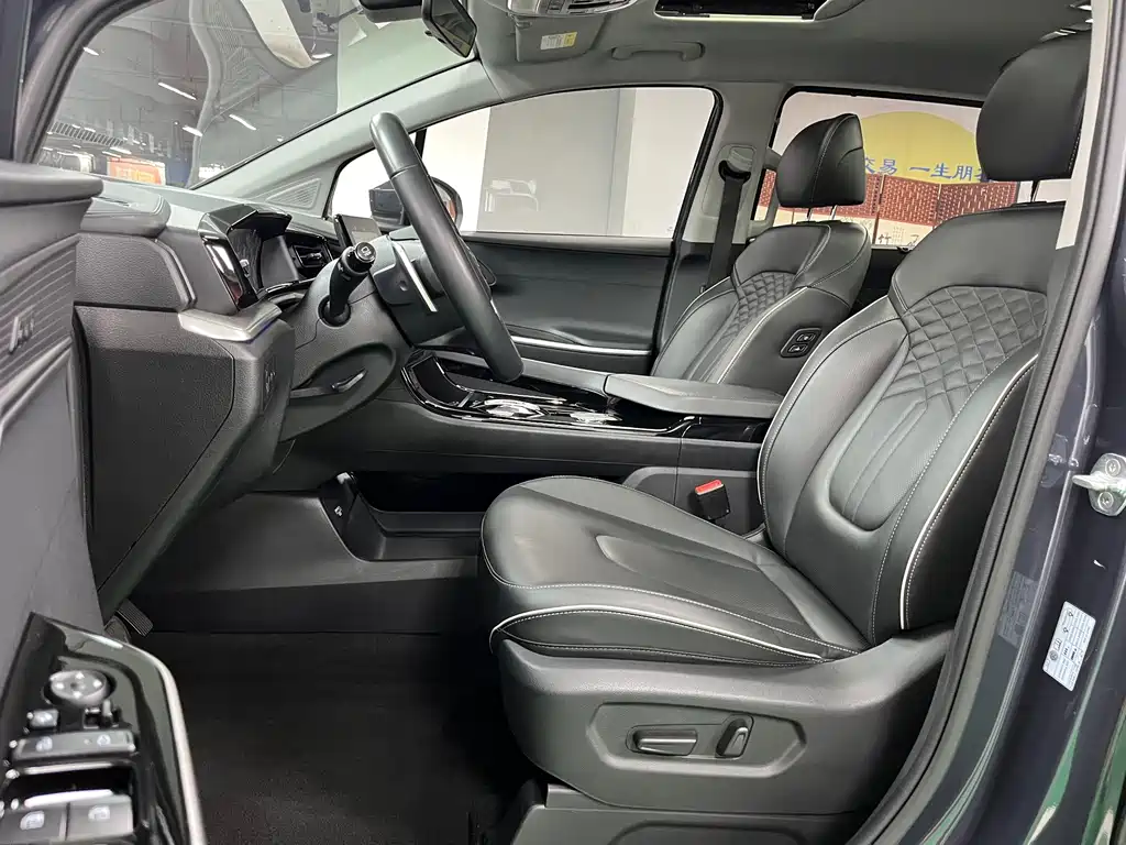 Hyundai Custo — миниатюра 10