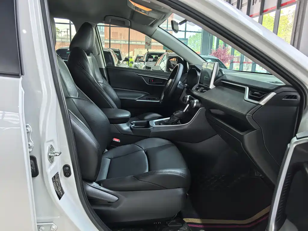 Toyota Wildlander 2022 2.0L CVT Lead