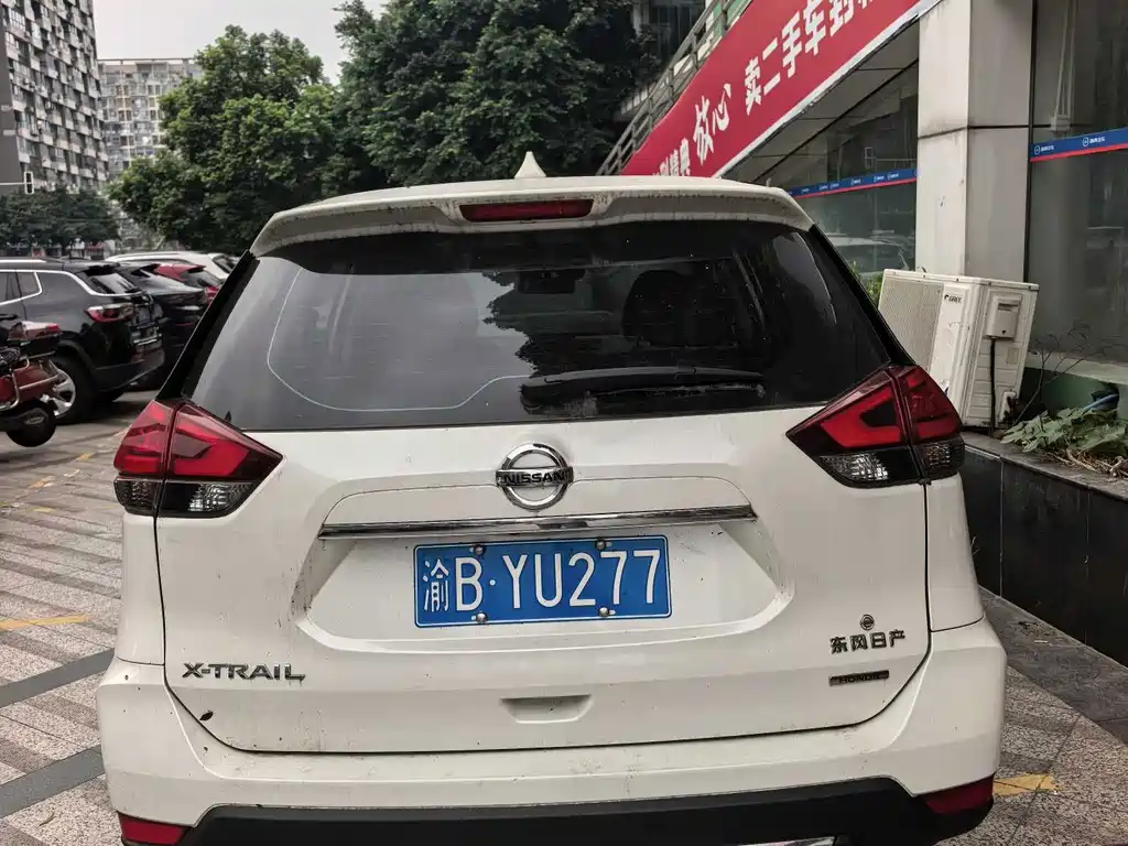 Nissan X-Trail — миниатюра 7