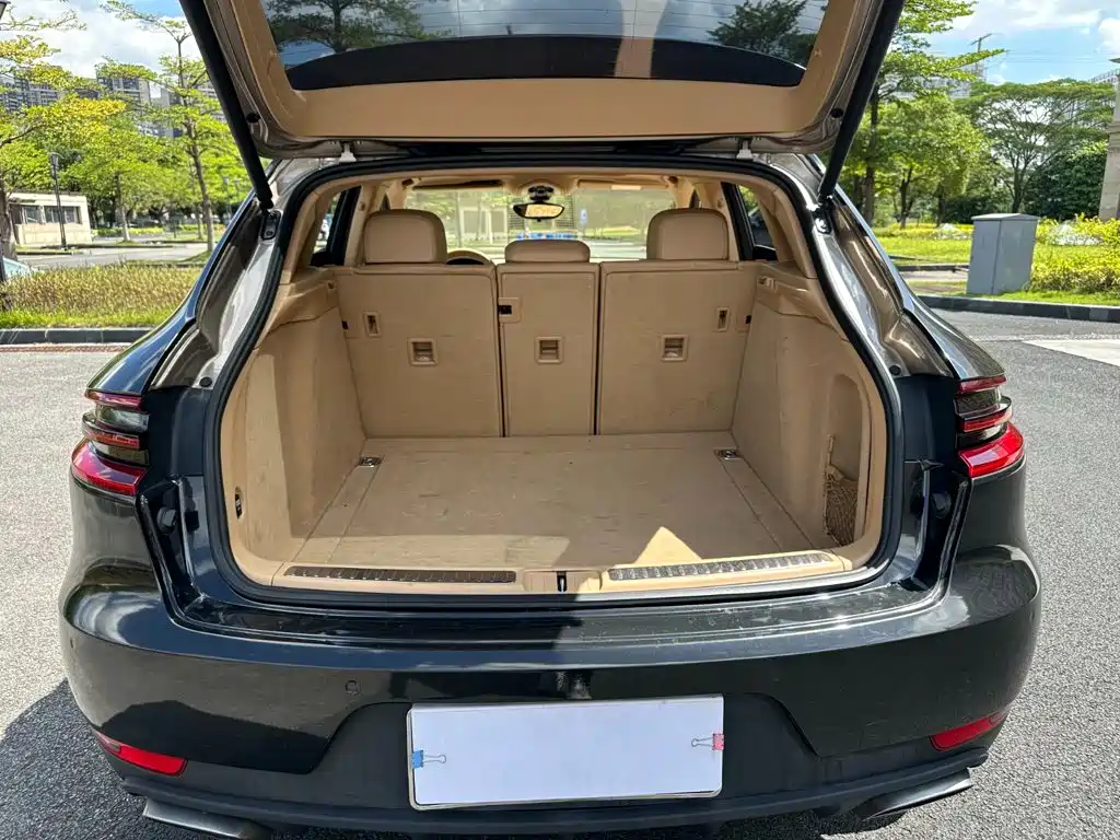 Porsche Macan — миниатюра 23