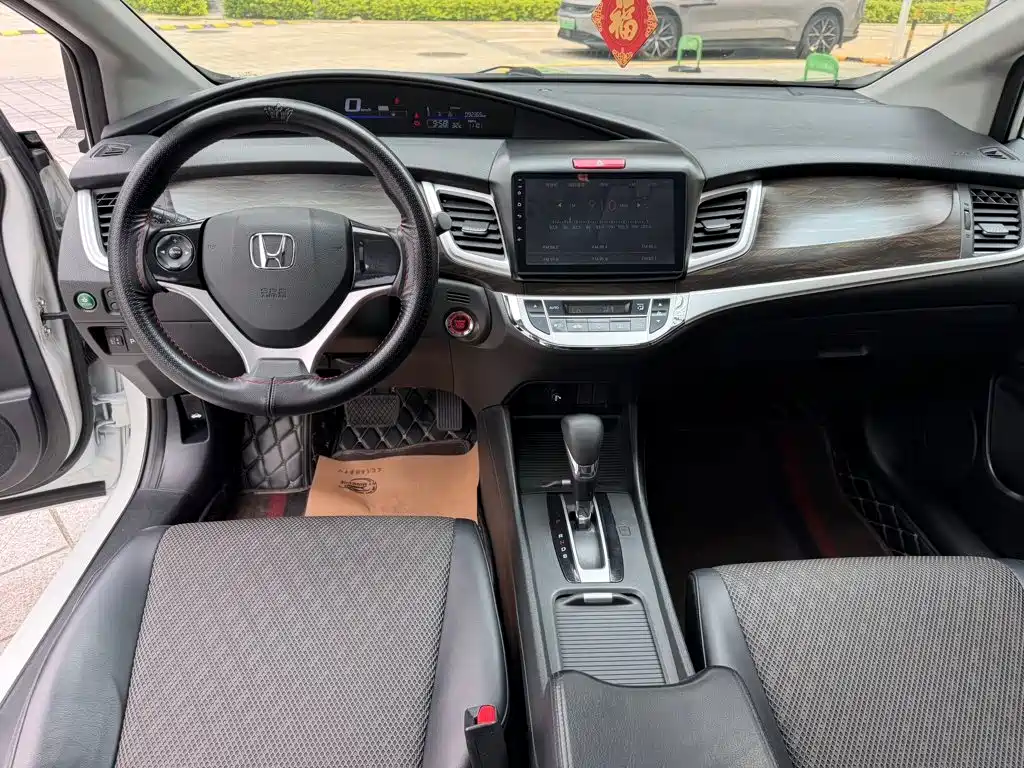 Honda Jade — миниатюра 9