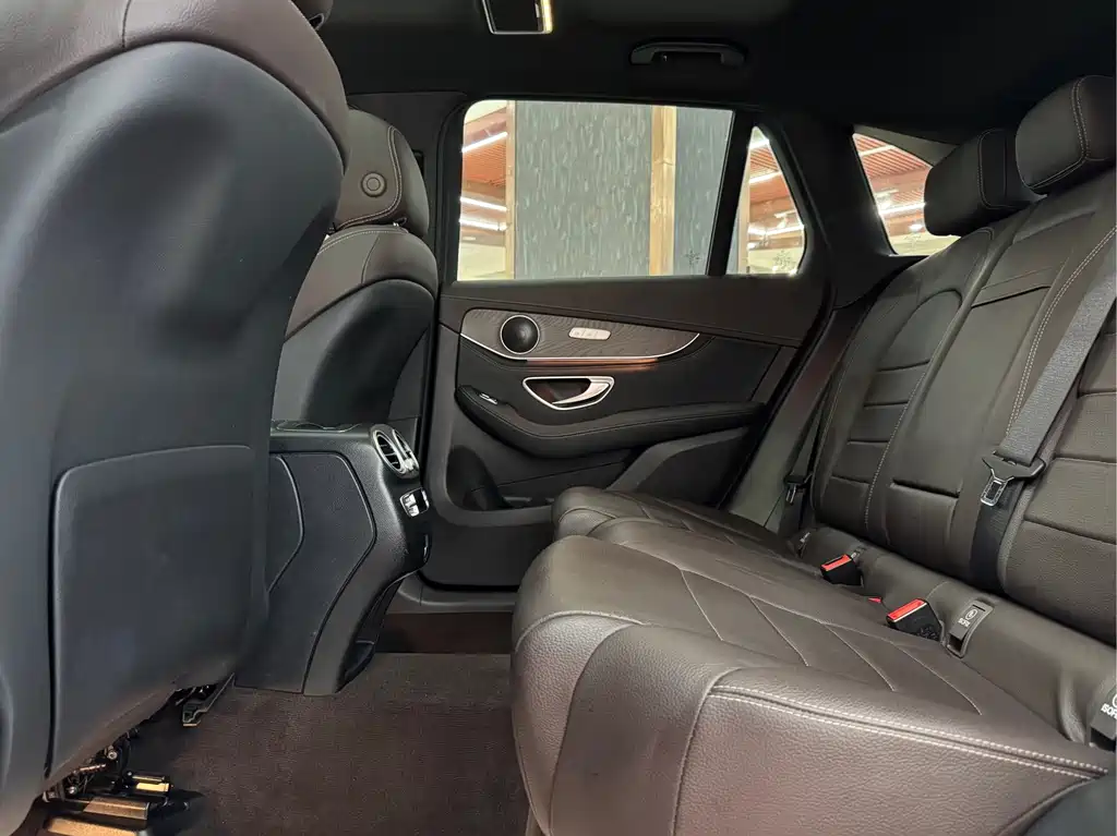Mercedes-Benz GLC — миниатюра 8