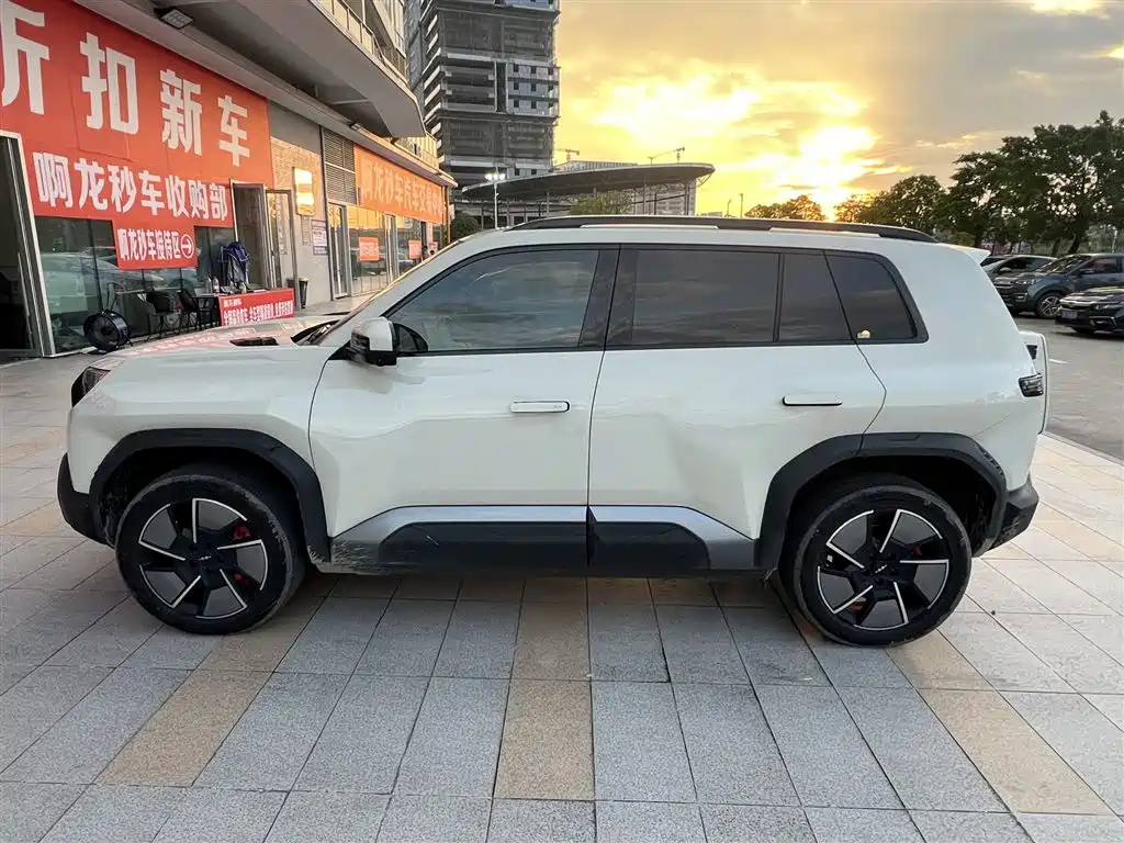 Fang Cheng Bao Titanium 3 — миниатюра 3