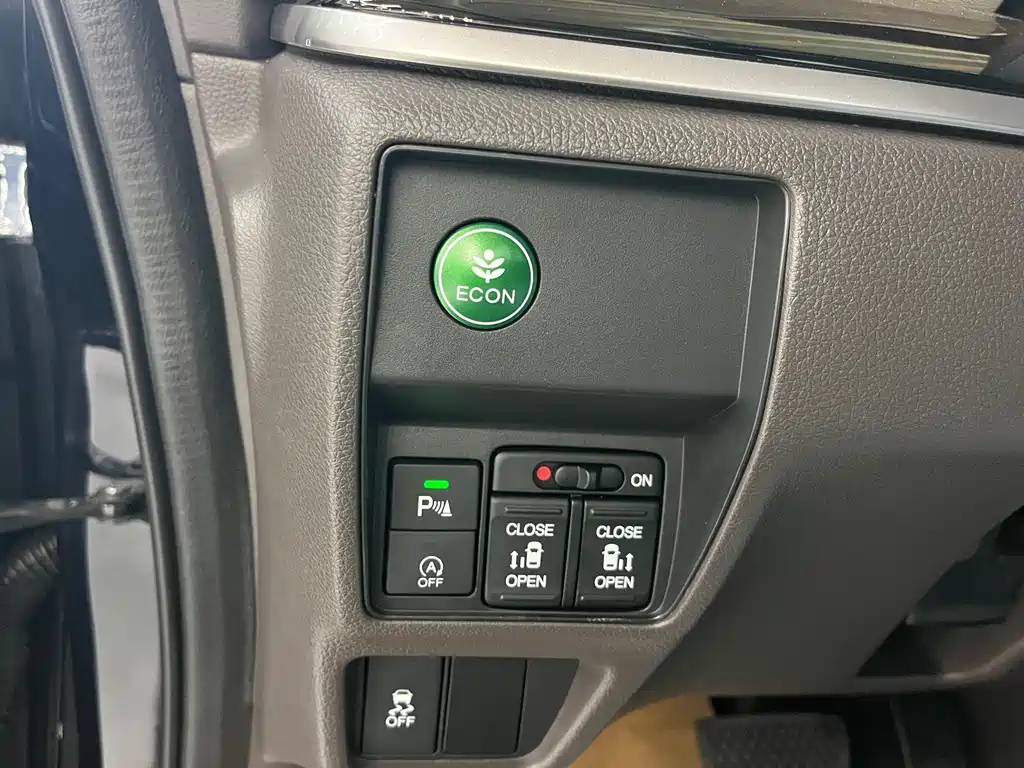 Honda Odyssey — миниатюра 9