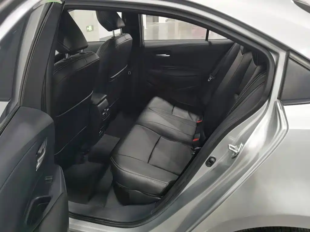 Toyota Corolla — миниатюра 15
