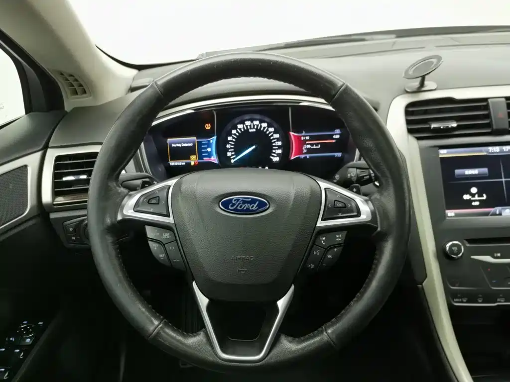 Ford Mondeo — миниатюра 11