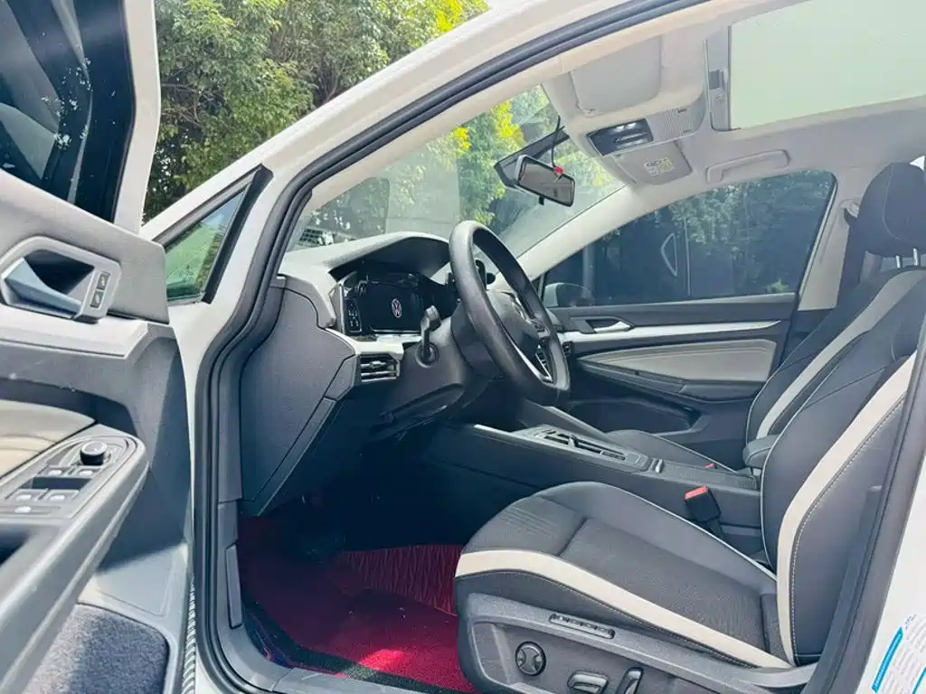 Volkswagen Golf — миниатюра 9
