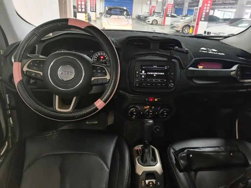 Jeep Renegade — миниатюра 10