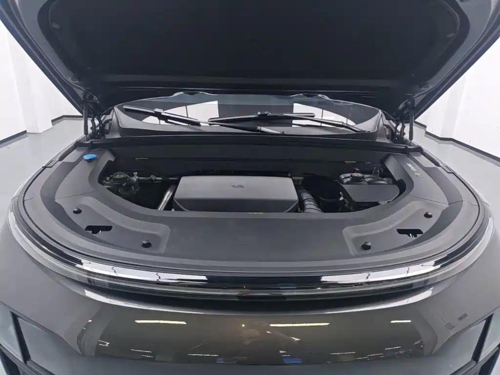 Li Auto Li L8 — миниатюра 20