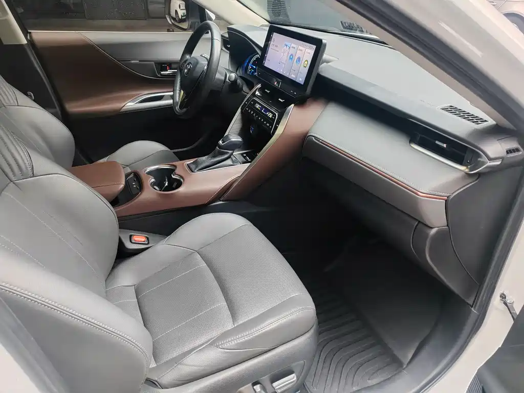 TOYOTA LING FANG HARRIER