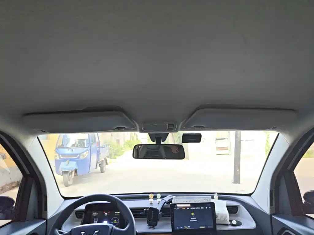 Wuling MINIEV — миниатюра 18