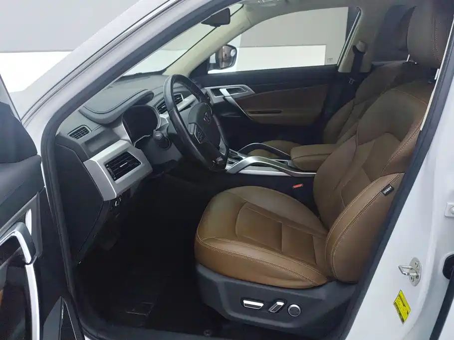 Geely Boyue — миниатюра 8