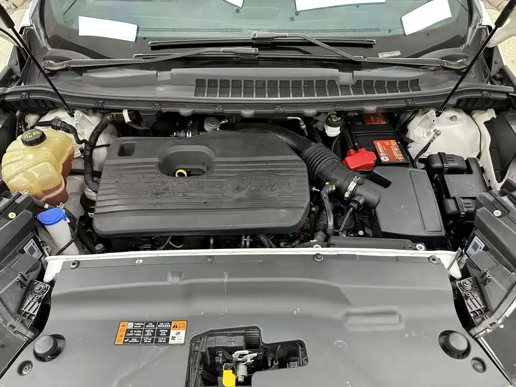 Ford Edge — миниатюра 11