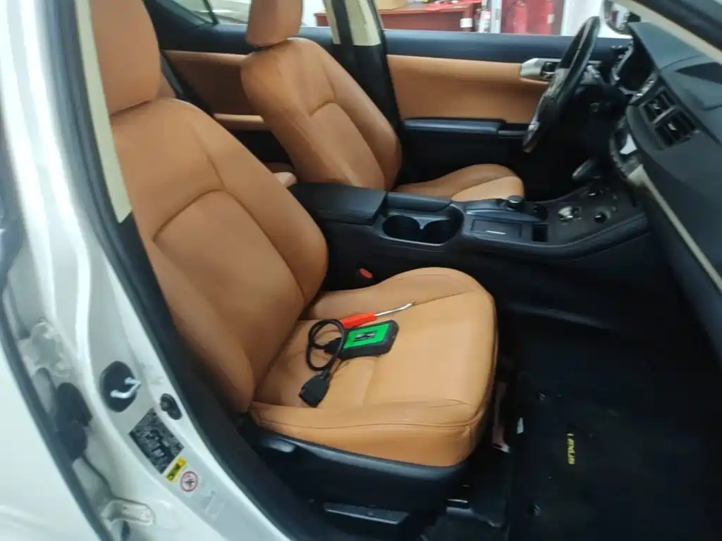 Lexus CT — миниатюра 25